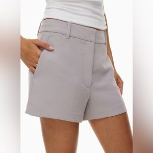 Aritzia Anthem Short in Ashen